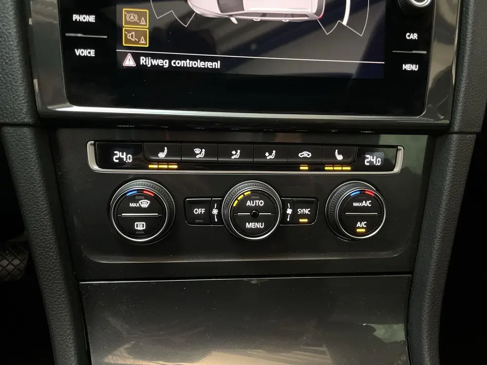 Volkswagen Golf Variant 1.0 TSI Comfortline Business Panoram uit 2020, foto 13
