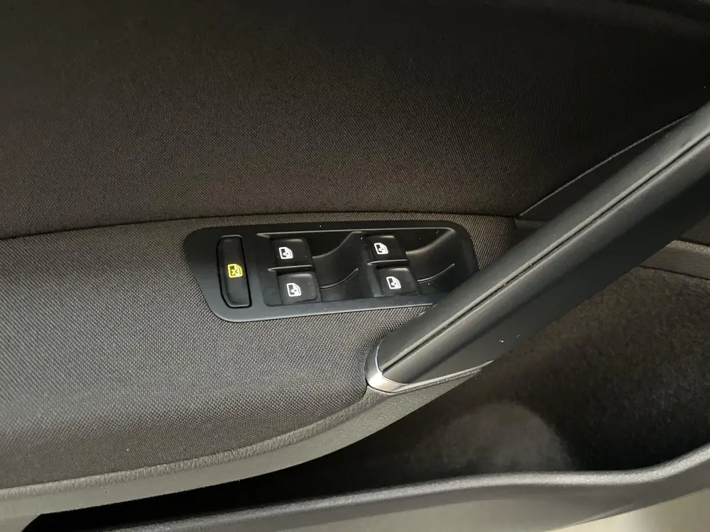 Volkswagen Golf Variant 1.0 TSI Comfortline Business Panoram uit 2020, foto 20