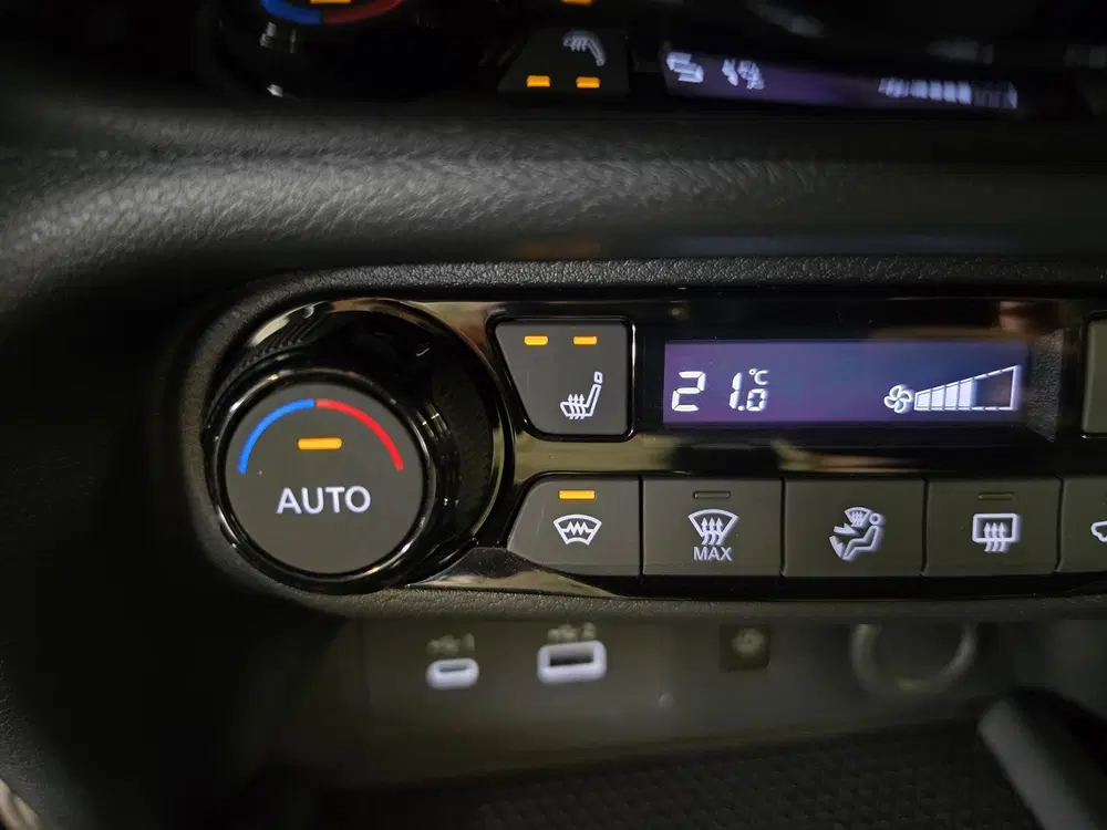 Nissan Juke 1.6 Hybrid Tekna uit 2025, foto 3
