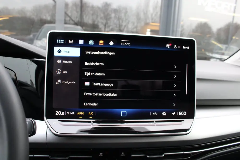 Volkswagen Golf 1.5 eHybrid Life Edition uit 2025, foto 15