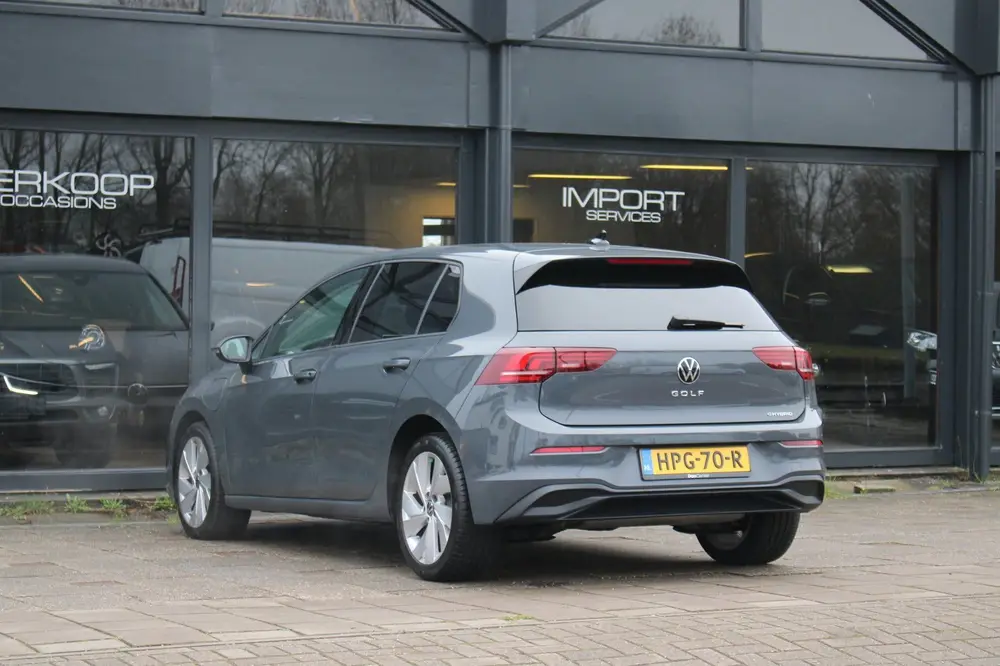 Volkswagen Golf 1.5 eHybrid Life Edition uit 2025, foto 7