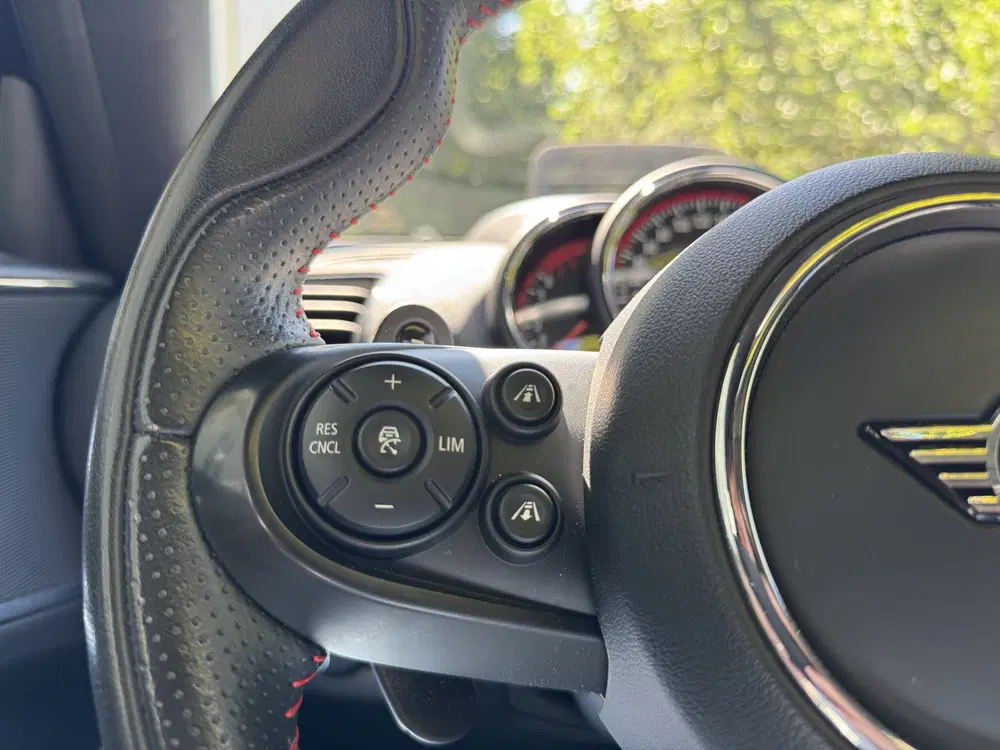 Mini Clubman 2.0 JCW Chili uit 2020, foto 16