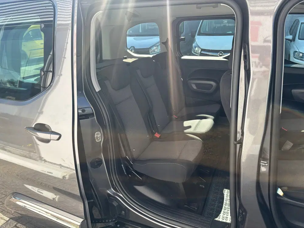 Toyota Proace City 1.2 Turbo Cool Comfort uit 2020, foto 11