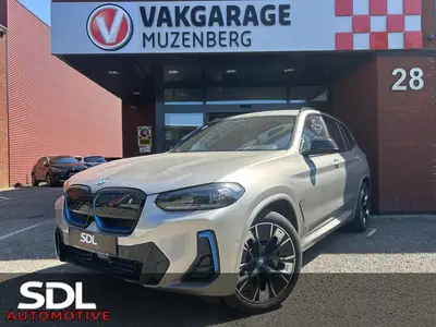 BMW iX3 High Executive 80 kWh M Sport Shadow Line uit 2022