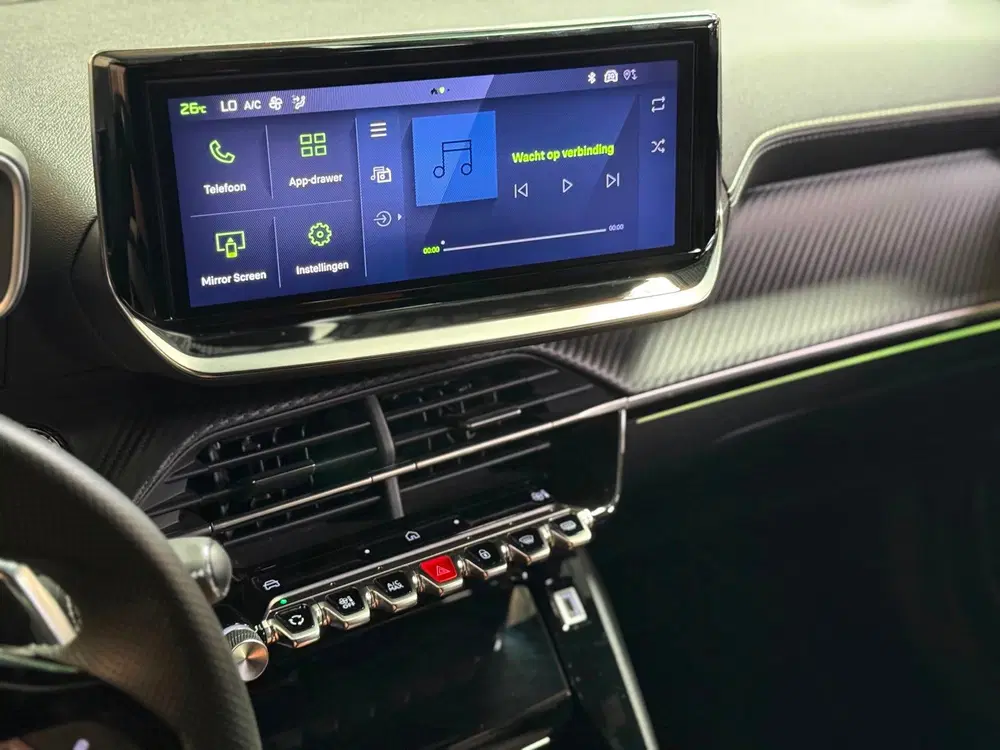Peugeot 2008 1.2 PureTech 130 GT uit 2023, foto 16