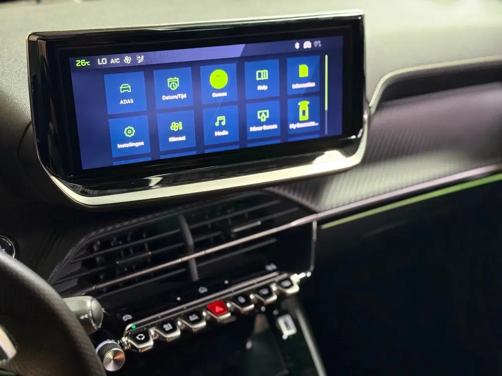 Peugeot 2008 1.2 PureTech 130 GT uit 2023, foto 17