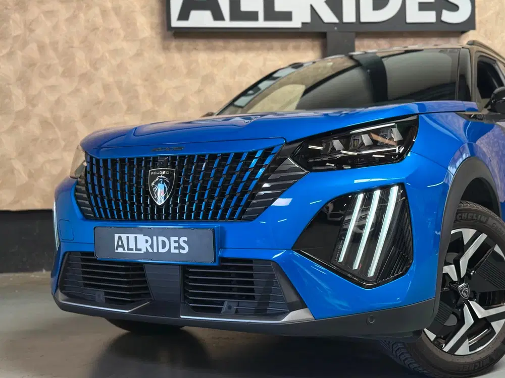 Peugeot 2008 1.2 PureTech 130 GT uit 2023, foto 3