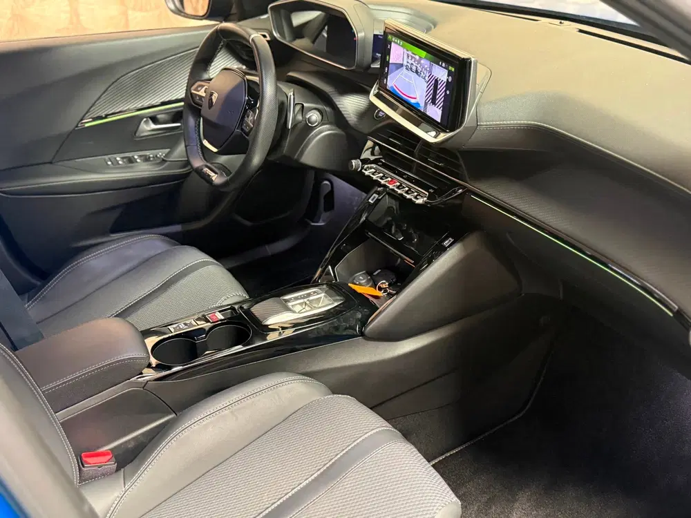 Peugeot 2008 1.2 PureTech 130 GT uit 2023, foto 8