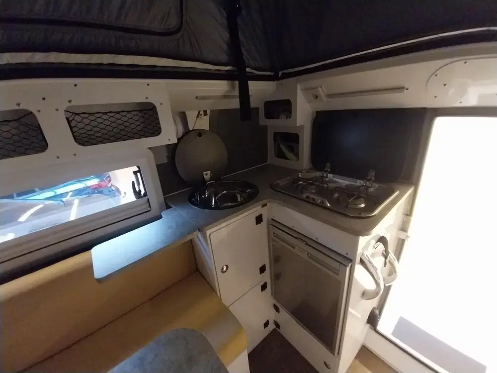 Toyota Hilux CAMPER OPBOUW *NIEUW* (€25.000 uit 2025, foto 9