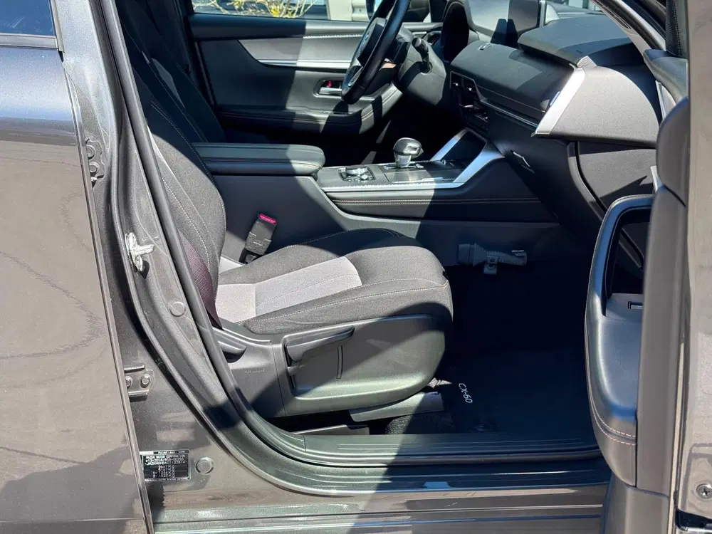 Mazda CX-60 2.5 e-SkyActiv PHEV Exclusive-Line uit 2023, foto 10