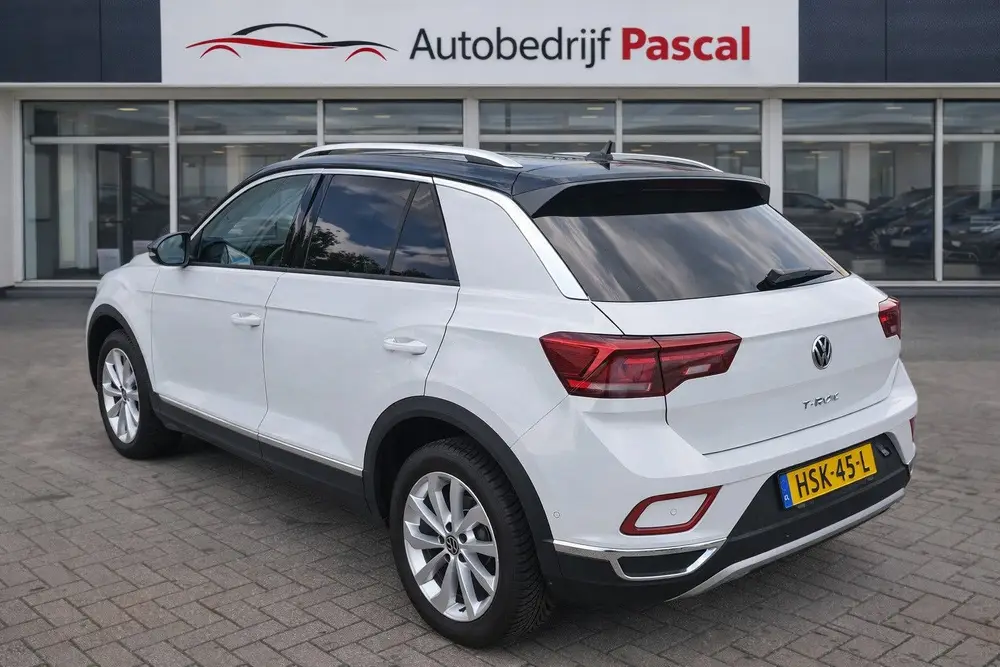 Volkswagen T-Roc 1.5 TSI Life | Automaat | IQ Light | ErgoAc uit 2024, foto 7