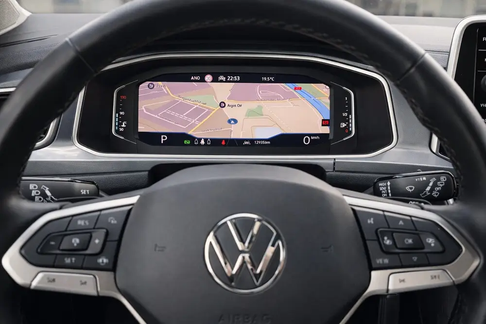 Volkswagen T-Roc 1.5 TSI Life | Automaat | IQ Light | ErgoAc uit 2024, foto 9