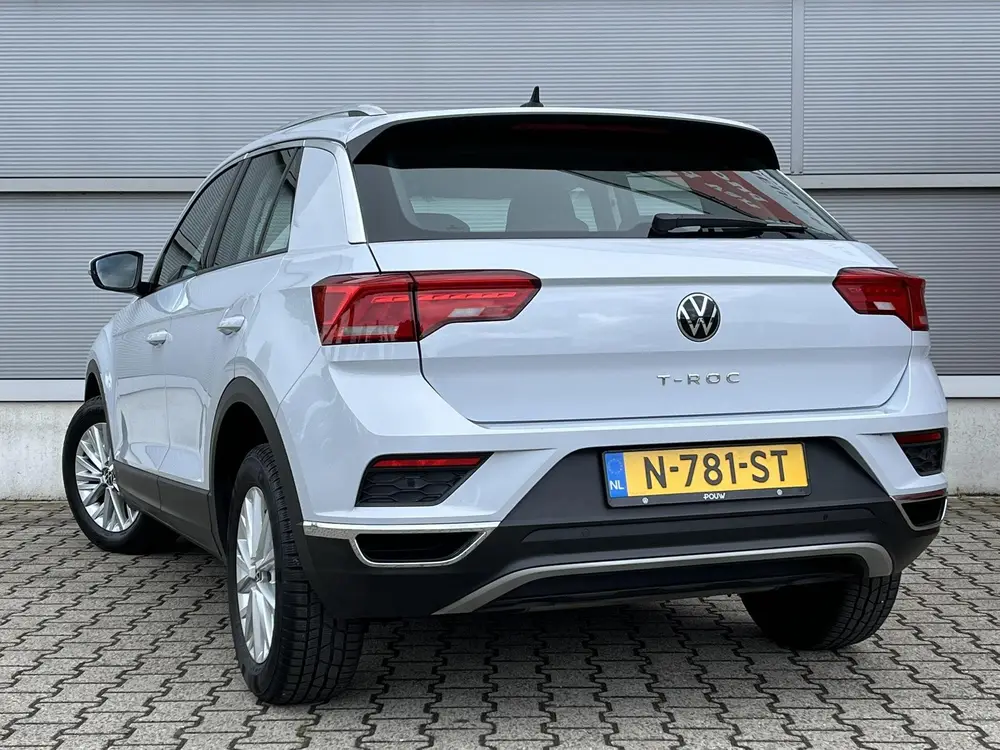 Volkswagen T-Roc 1.0 TSI 110pk Style Business | Navigatie | uit 2022, foto 12