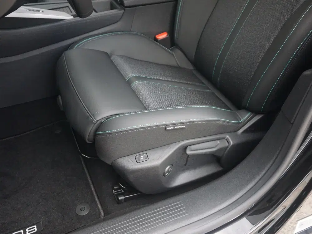 Peugeot 308 1.6 Plug-in Hybrid 180 Allure Avantage uit 2025, foto 10