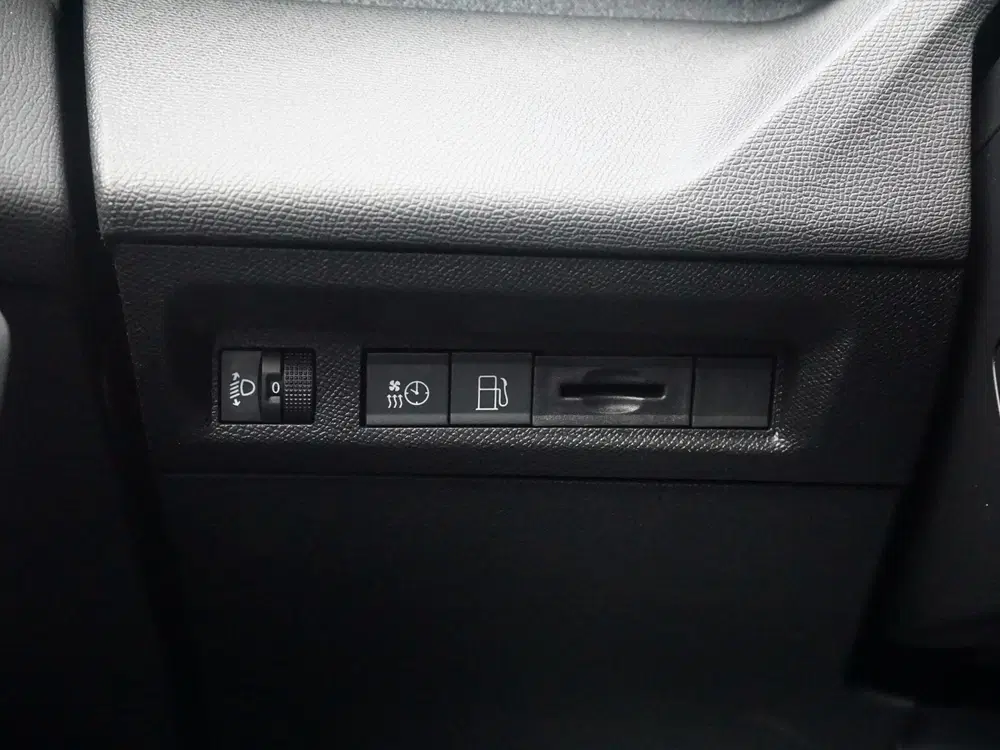Peugeot 308 1.6 Plug-in Hybrid 180 Allure Avantage uit 2025, foto 15