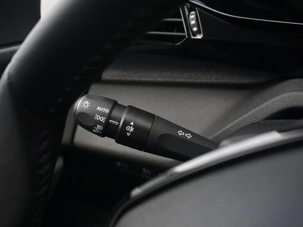 Peugeot 308 1.6 Plug-in Hybrid 180 Allure Avantage uit 2025, foto 16