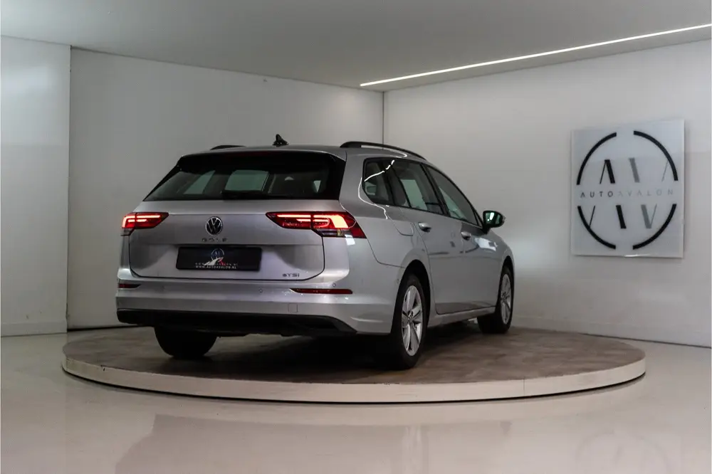 Volkswagen Golf Variant 1.0 eTSI Life 111PK | Sfeer | Carpla uit 2021, foto 3