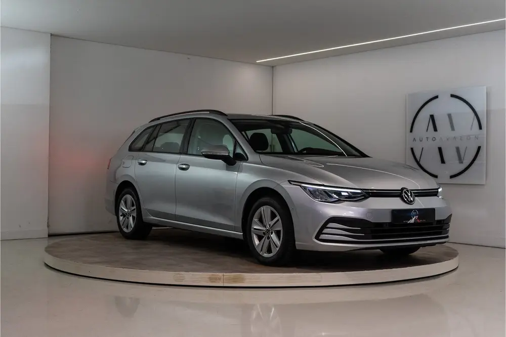 Volkswagen Golf Variant 1.0 eTSI Life 111PK | Sfeer | Carpla uit 2021, foto 4