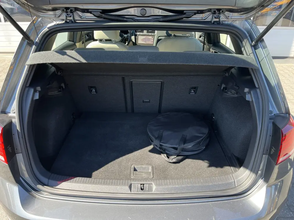 Volkswagen E-Golf 100% Elektrisch Airco Cruise controle Virt uit 2019, foto 16