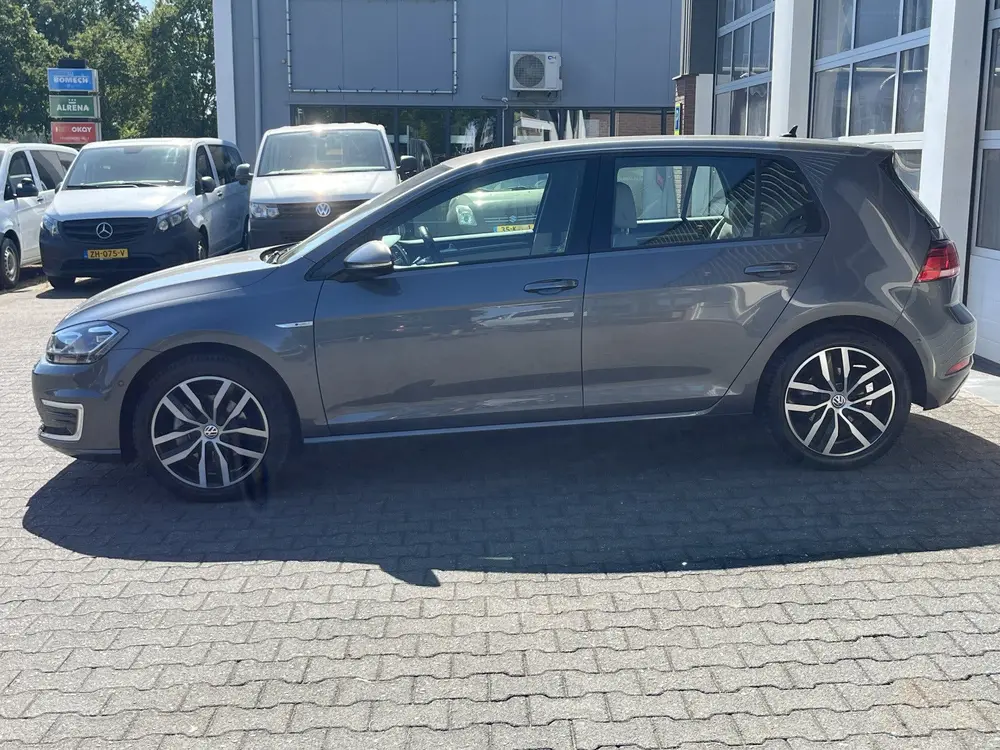 Volkswagen E-Golf 100% Elektrisch Airco Cruise controle Virt uit 2019, foto 17