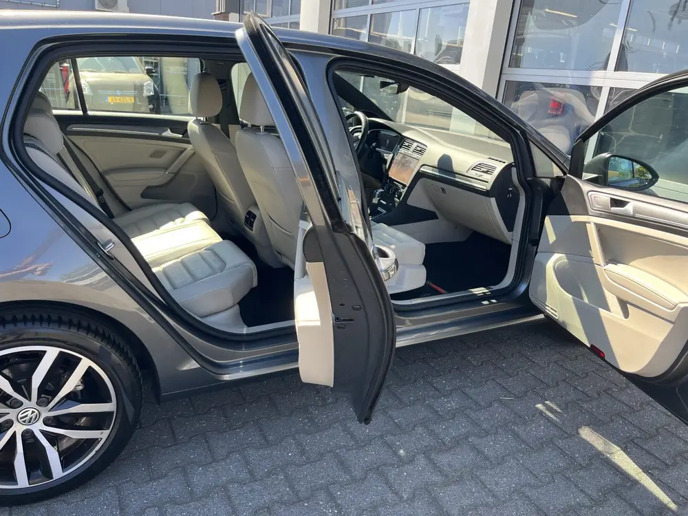 Volkswagen E-Golf 100% Elektrisch Airco Cruise controle Virt uit 2019, foto 7