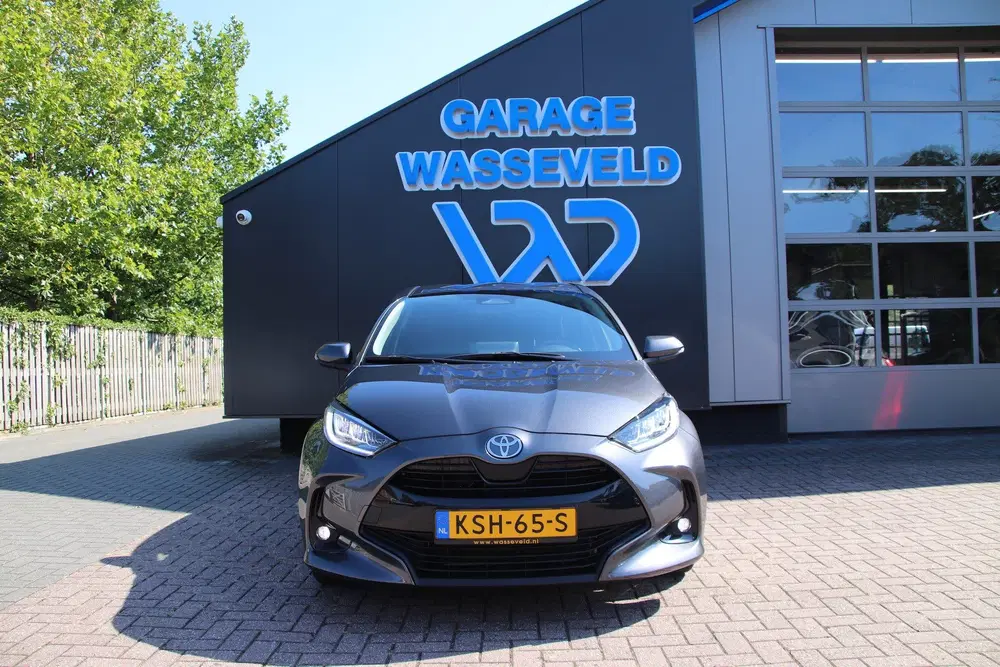 Toyota Yaris 1.5 Hybrid 115 First Ed. Carplay uit 2025, foto 2