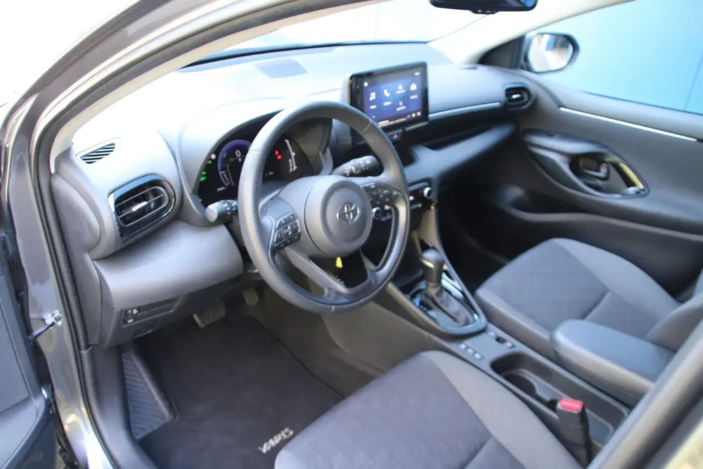 Toyota Yaris 1.5 Hybrid 115 First Ed. Carplay uit 2025, foto 9
