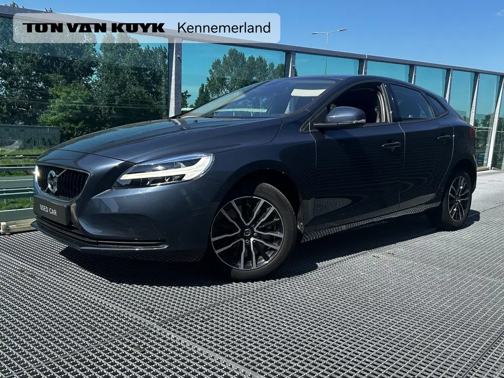 Volvo V40 1.5 T2 Polar+ Automaat uit 2020