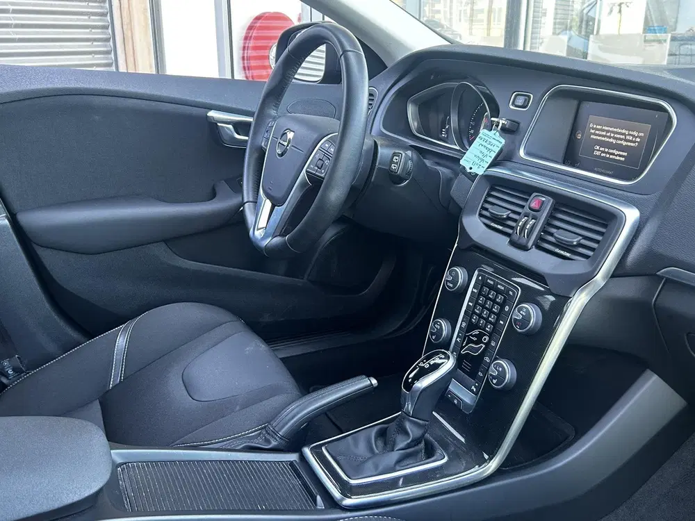 Volvo V40 1.5 T2 Polar+ Automaat uit 2020, foto 20