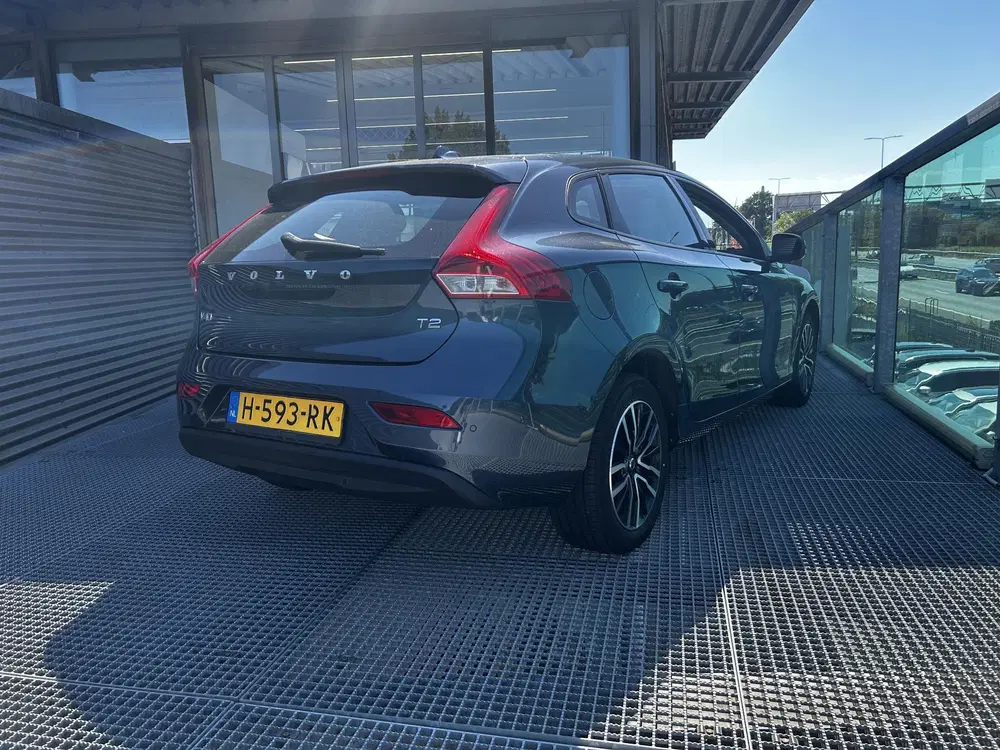 Volvo V40 1.5 T2 Polar+ Automaat uit 2020, foto 8
