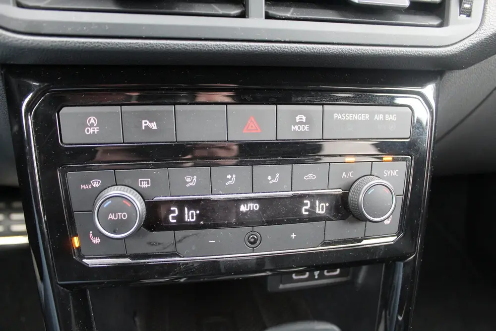 Volkswagen T-Cross 1.5 TSI Business R//Virt. dashboard//Stoe uit 2021, foto 18