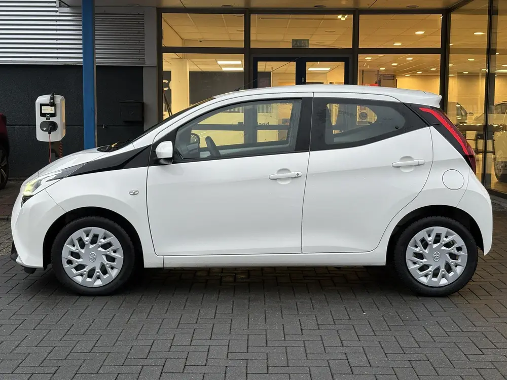 Toyota Aygo 1.0 VVT-i x-play uit 2019, foto 11