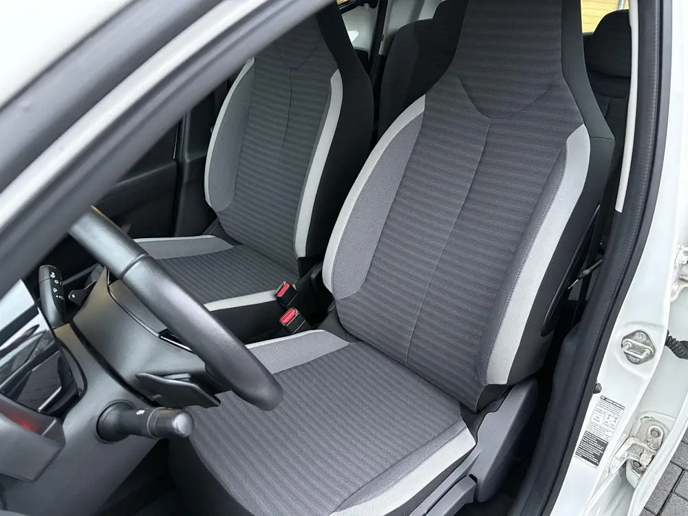 Toyota Aygo 1.0 VVT-i x-play uit 2019, foto 12
