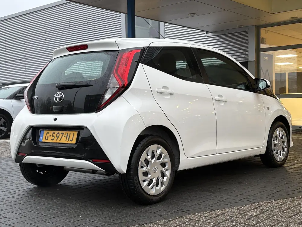 Toyota Aygo 1.0 VVT-i x-play uit 2019, foto 9