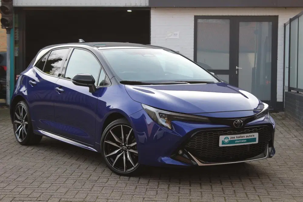 Toyota Corolla Hybrid 140 GR Sport Bi Tone Navigatie uit 2024