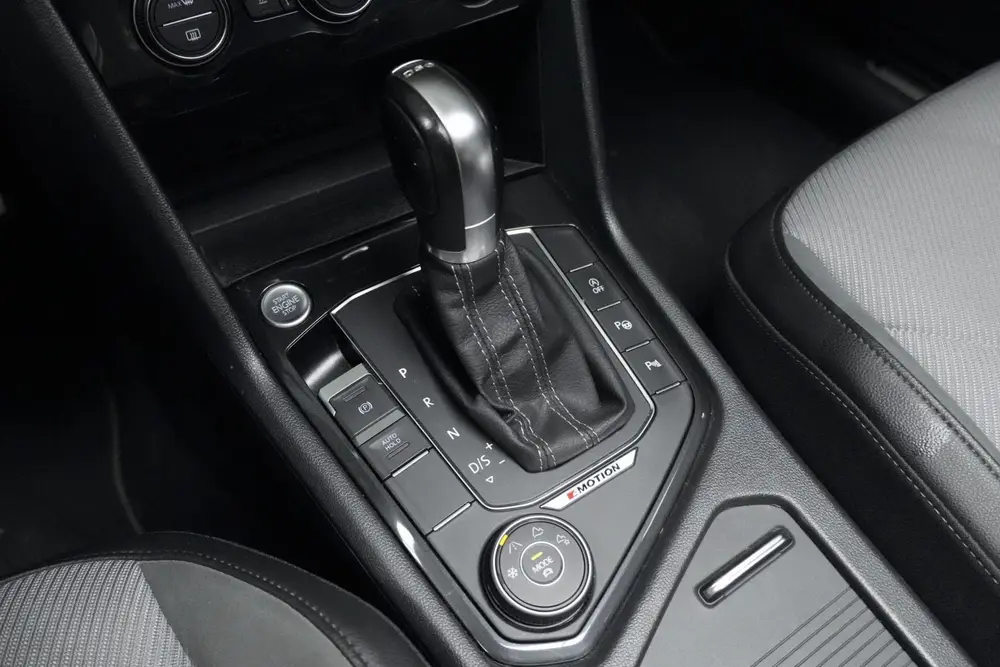 Volkswagen Tiguan 2.0 TSI 4Motion 3x R-Line Automaat 230 PK uit 2019, foto 9