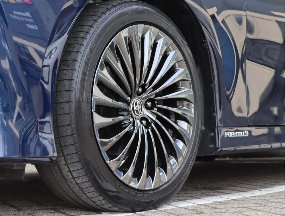 Toyota Mirai Prestige uit 2023, foto 9