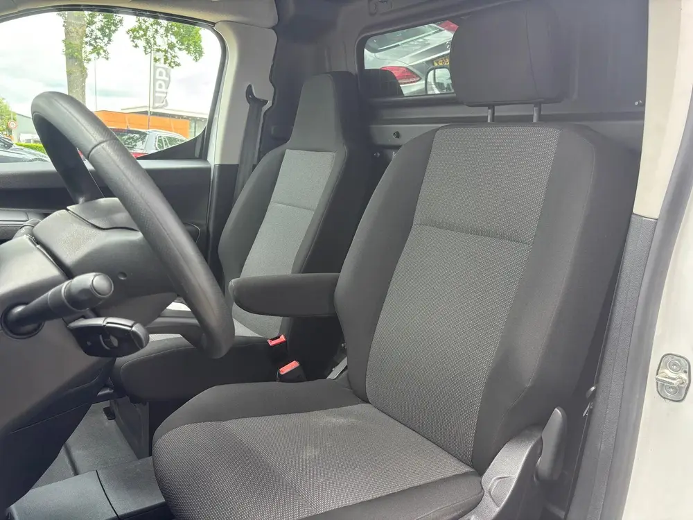Citroën Berlingo 1.5 BlueHDI Club XL uit 2022, foto 2