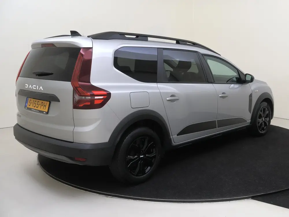 Dacia Jogger 1.0 TCe 110 Extreme 5p. uit 2023, foto 4