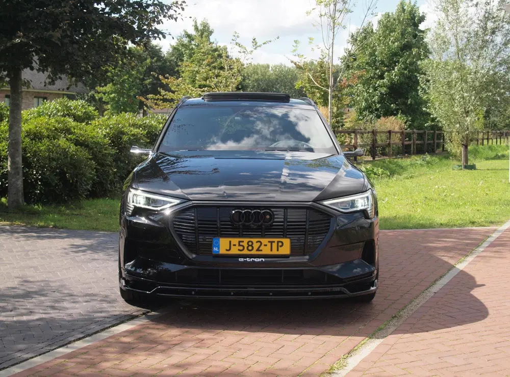 Audi e-tron e-tron 55 quattro 95 kWh uit 2019, foto 5