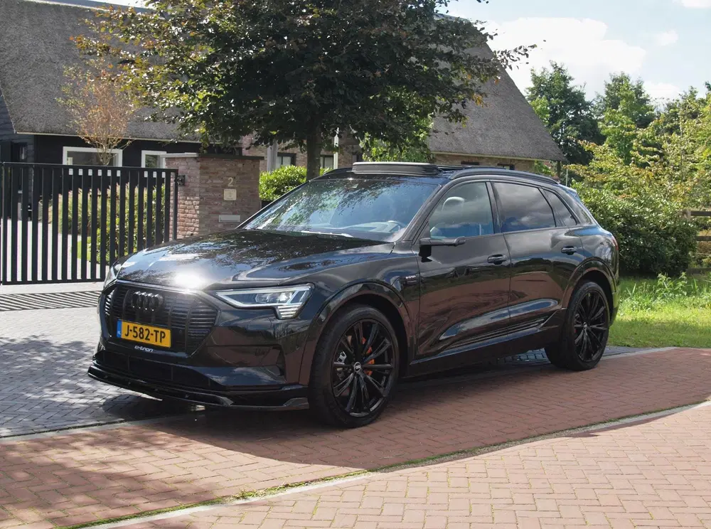 Audi e-tron e-tron 55 quattro 95 kWh uit 2019, foto 6
