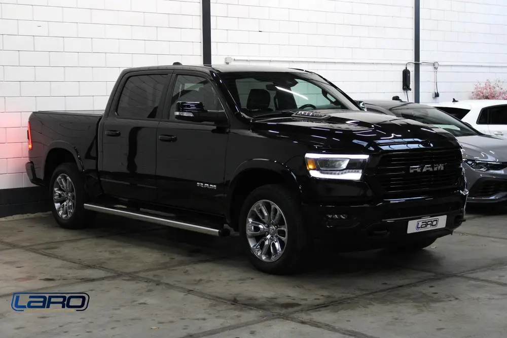 Dodge Ram 1500 5.7 V8 4x4 Crew Cab Laramie | 12" Scherm Prin uit 2022, foto 16