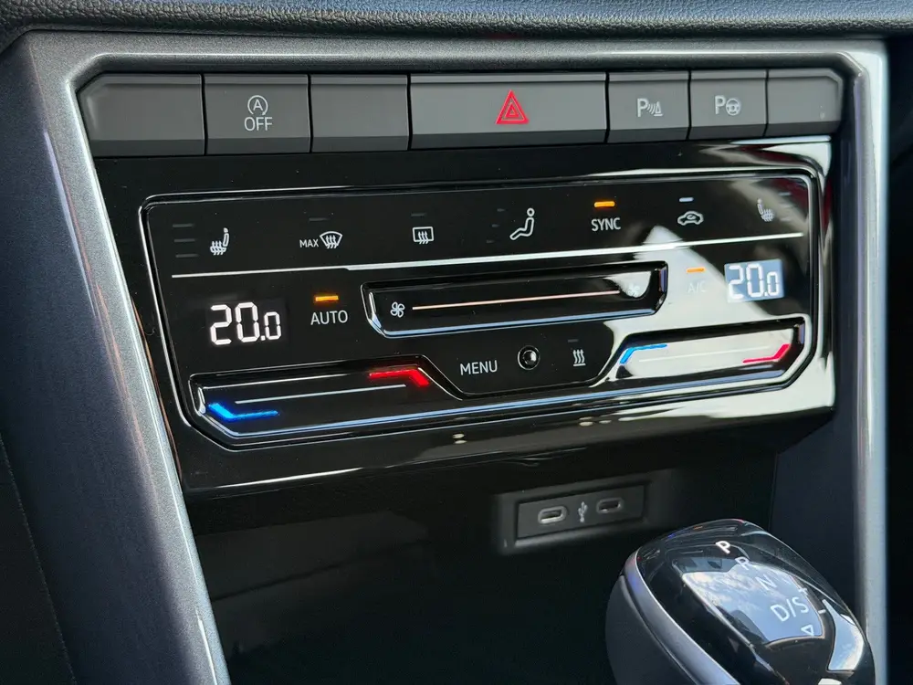 Volkswagen T-Roc 1.5 TSI 150pk DSG Style | Navigatie | Stand uit 2025, foto 20