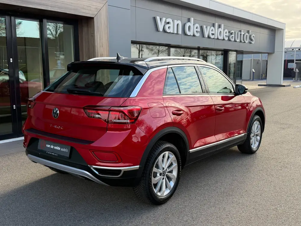 Volkswagen T-Roc 1.5 TSI 150pk DSG Style | Navigatie | Stand uit 2025, foto 4