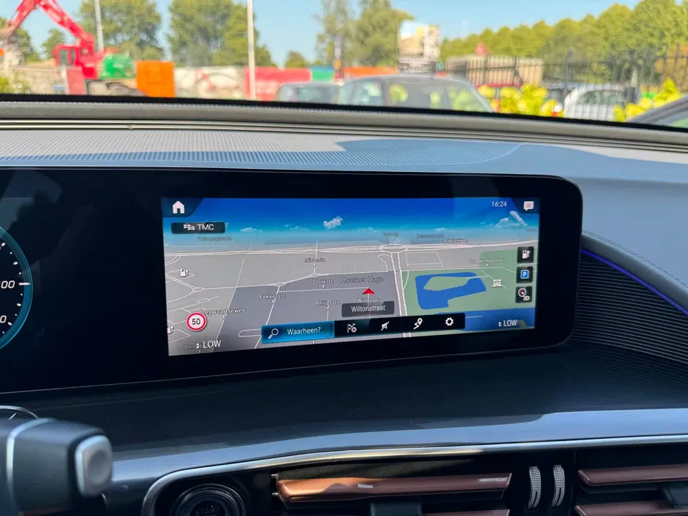 Mercedes-Benz EQC 400 4MATIC Premium 80 kWh uit 2021, foto 11