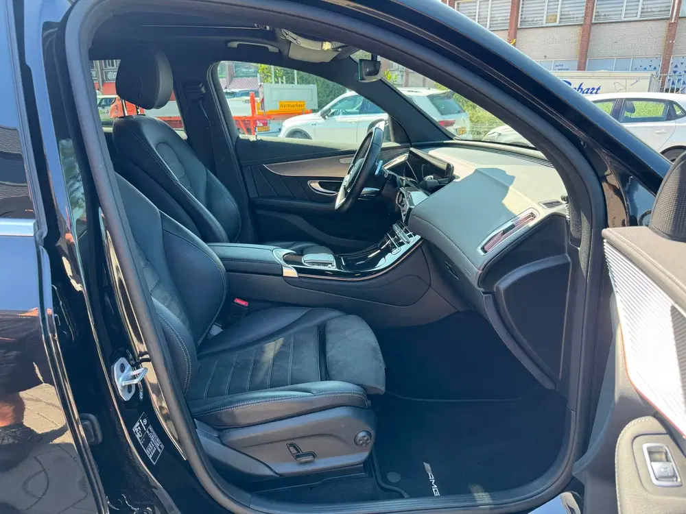 Mercedes-Benz EQC 400 4MATIC Premium 80 kWh uit 2021, foto 5