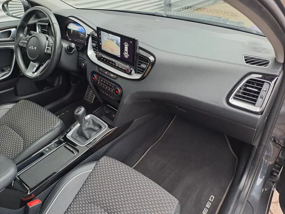 Kia Ceed 1.0 T-GDi ExecutiveLine Navigatie GROOT uit 2024, foto 20