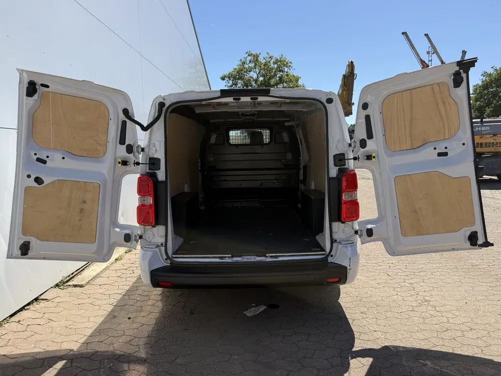 Toyota Proace ProAce Electric 75kWh 136PK L2 Elektrisch uit 2023, foto 12