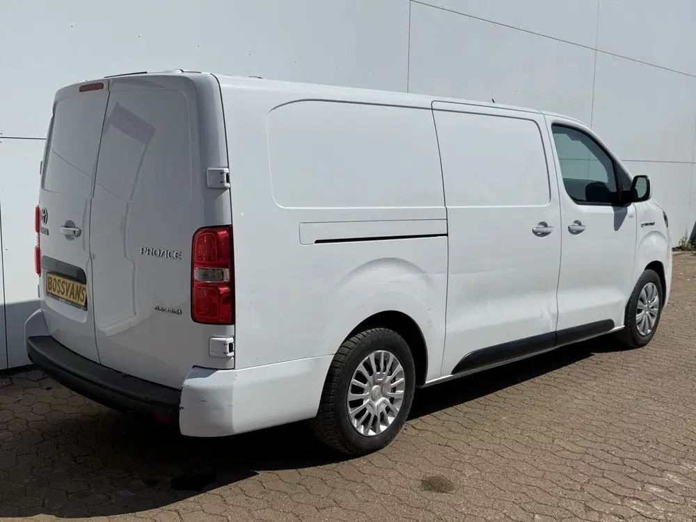 Toyota Proace ProAce Electric 75kWh 136PK L2 Elektrisch uit 2023, foto 3