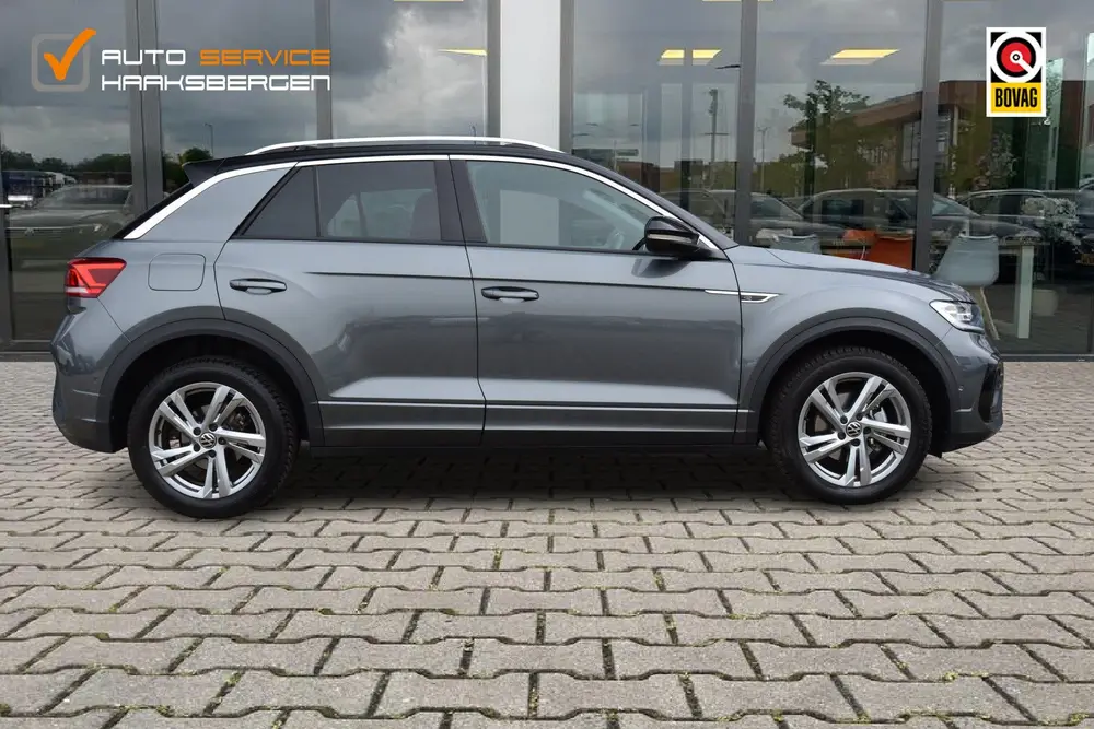 Volkswagen T-Roc 1.5 TSI R-Line | ACC | Camera | Trekhaak | uit 2025, foto 5